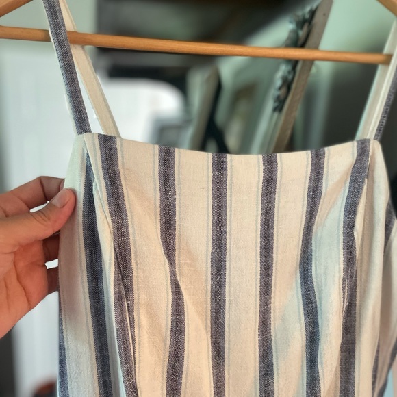 Old navy romper brand new - Picture 4 of 4